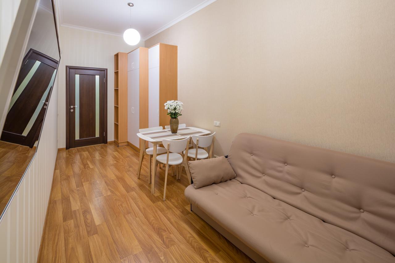 Apartment On Svobody Avenue 25 리비프 외부 사진
